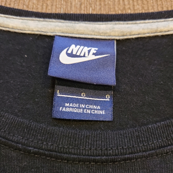 Nike long sleeve shirt - Picture 4 of 5